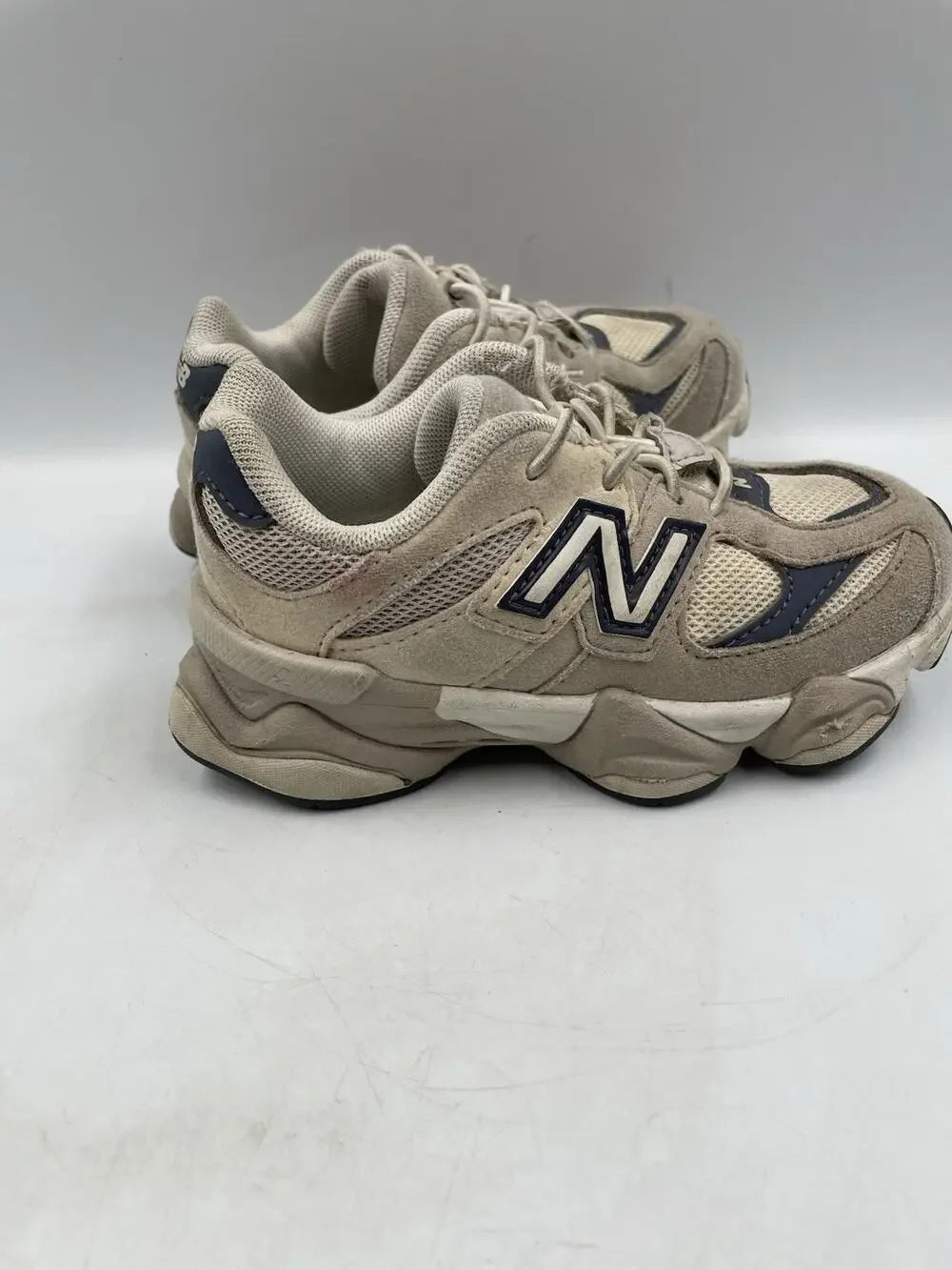 Kid's New Balance 9060 Sneakers Moonrock/Linen Size 9